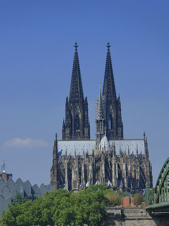 Hohenzollernbrücke beim Kölner Dom