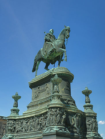 König-Johann-Statue Fotos