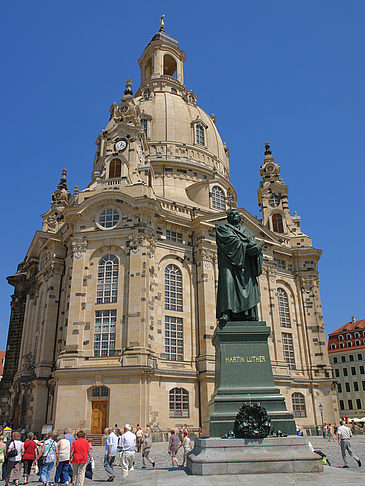 Foto Lutherdenkmal vor der Frauenkirche