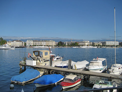 Boote im Hafen Foto 
