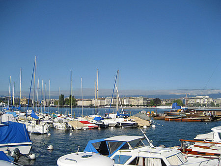 Boote im Hafen Fotos