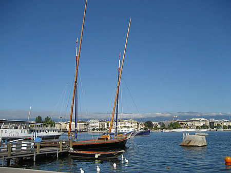 Boote im Hafen Foto 