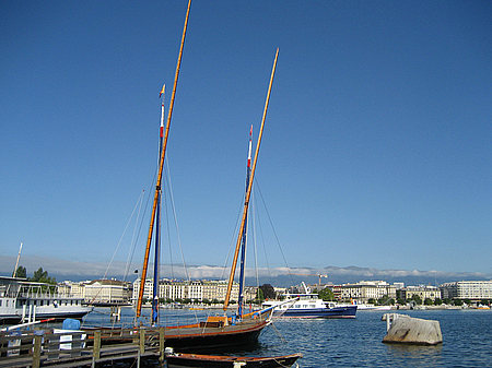 Boote im Hafen Foto 