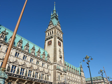 Rathaus von der Seite Foto 