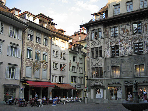 Gebäude