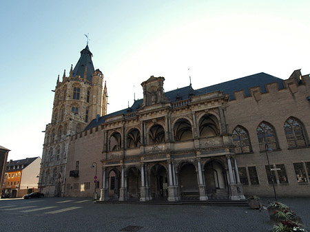 Rathausturm am Alten Rathaus Fotos