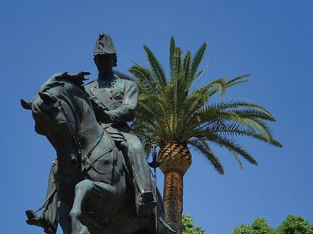Statue von Carlo Alberto Foto 