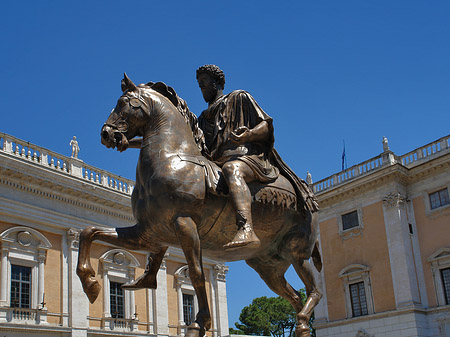Fotos Marc Aurel Statue | Rom