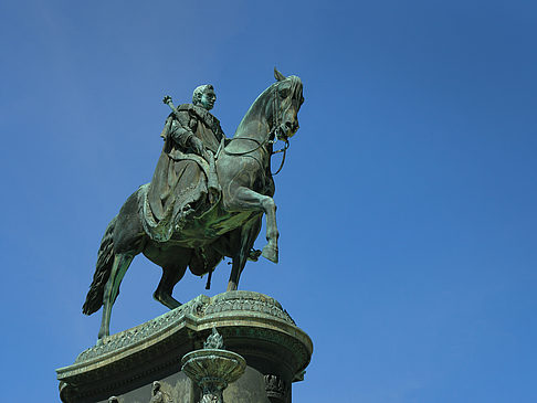 König-Johann-Statue