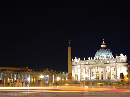Foto Petersplatz bei Nacht - 