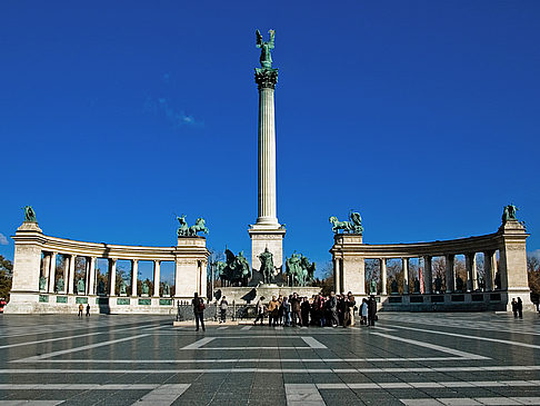 Heldenplatz